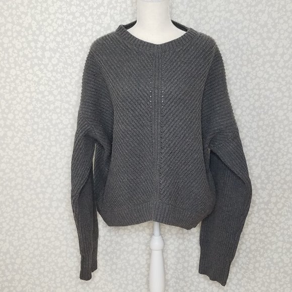 Splendid Chunky Knit Sweater - Picture 1 of 11